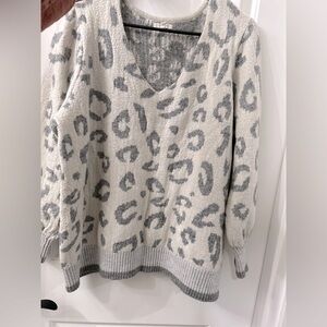 Cheetah printed sweater. Size 2 Maurice’s (XXL)